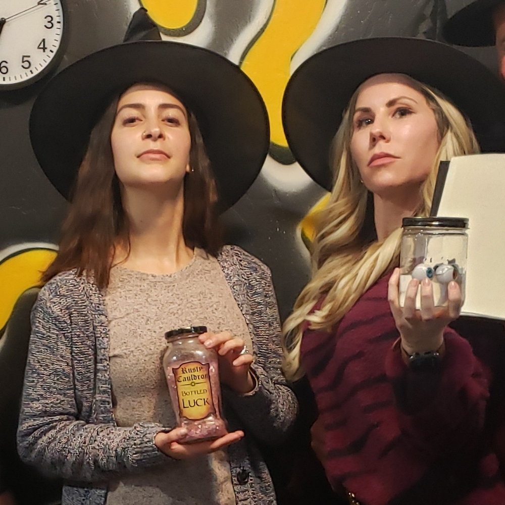 Meet your Posher, Page and Mel